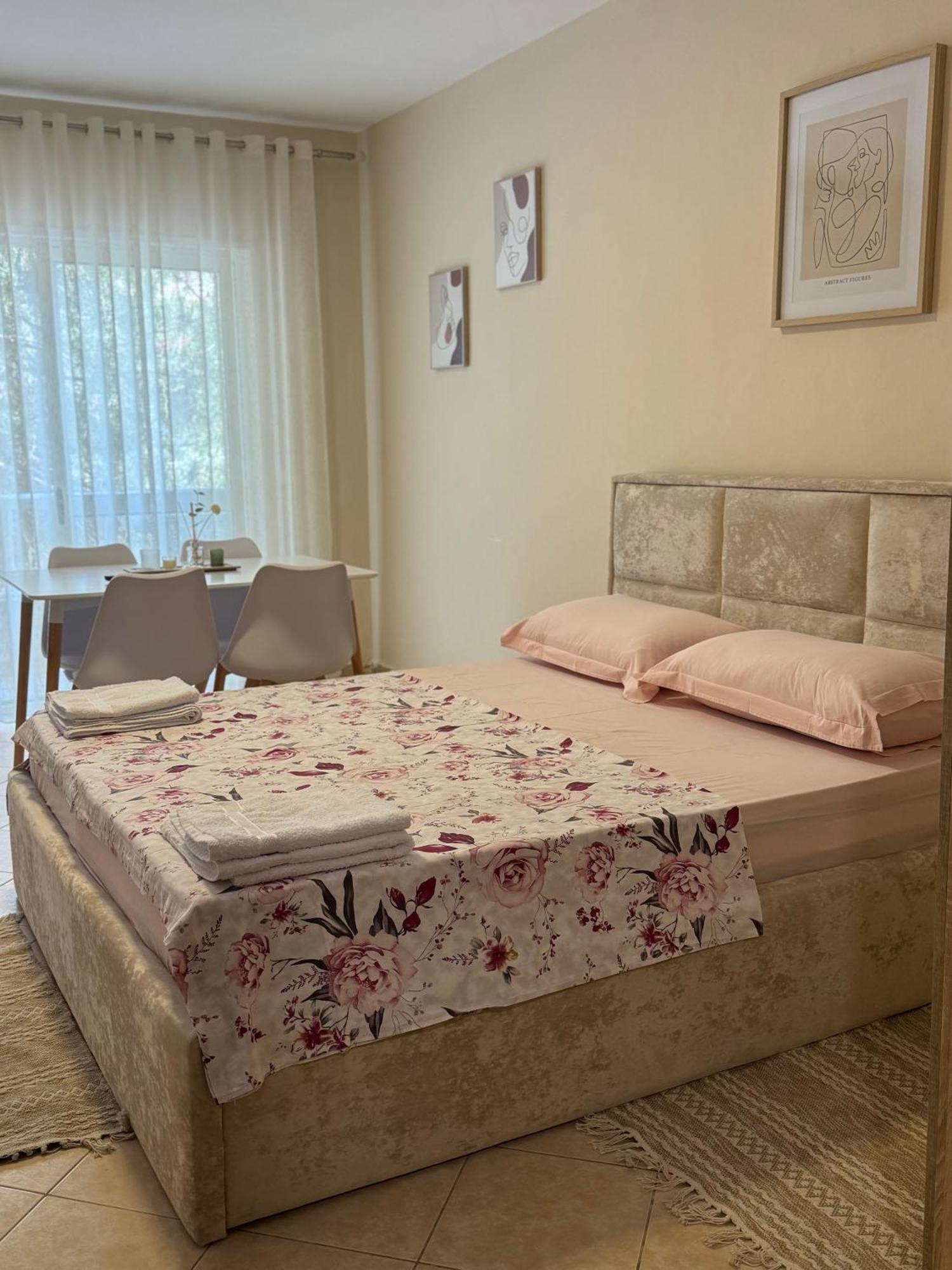 Sea & Gardenview Apartments Durres Exterior photo