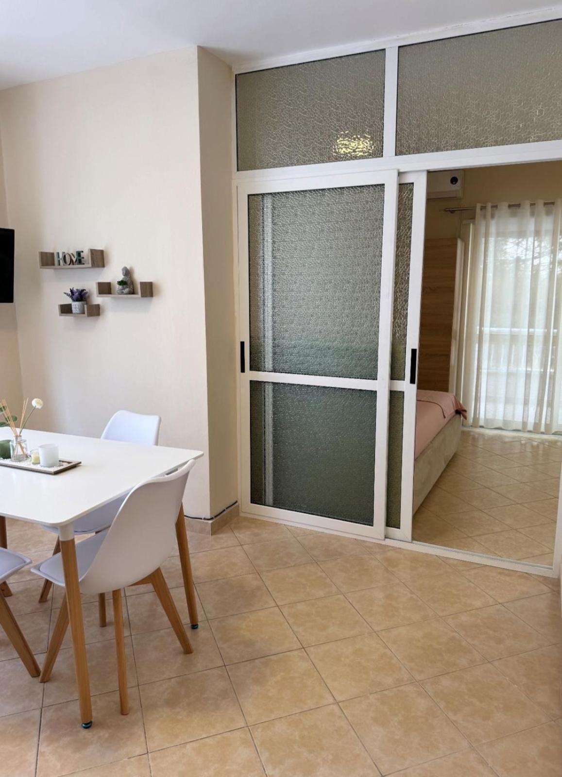 Sea & Gardenview Apartments Durres Exterior photo